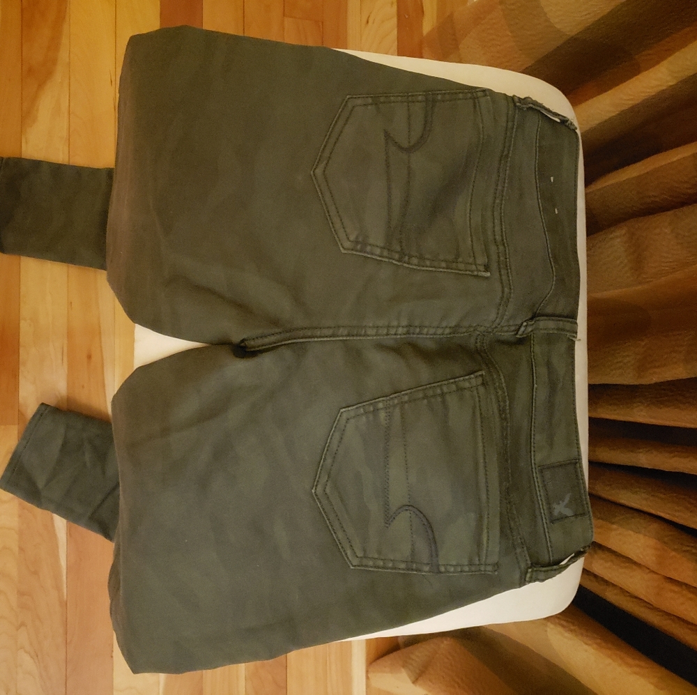 American eagle camo print jeans.
